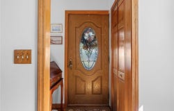 11 Yale Avenue, Warwick, RI 02888