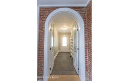 1661 Story Ave, Louisville, KY 40206