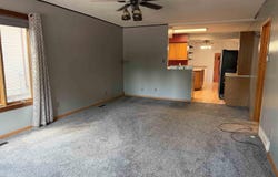 610 E 3rd St, Bridgewater, SD 57319