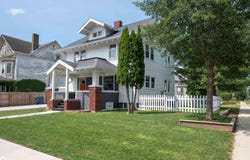 1003 2nd Avenue, Vinton, IA 52349