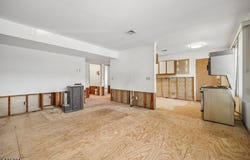 245 Main St Unit 2A, Millburn Twp., NJ 07041-1148