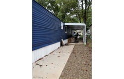 12 E Buddy Street, New Franklin, OH 44203