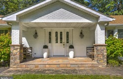 6400 MEADOWLARK Drive, DUNKIRK, MD 20754