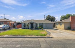 403 E Elm Street, Hanford, CA 93230
