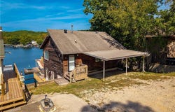312 Spring Road, Lake Ozark, MO 65049