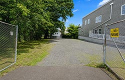 37 W 8TH ST, Bayonne, NJ 07002