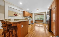 32 Crows Nest Lane, Danbury, CT 06810