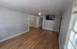 2010 Mamie St, Hattiesburg, MS 39401