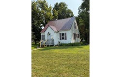 428 E Rooney Avenue, Appleton, MN 56208