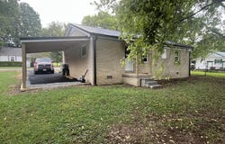 1104 Madison St, PARIS, TN 38242