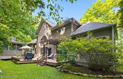 646 Hilltop Drive, Jacksboro, TN 37757