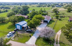 1052 Meandering Way, China Spring, TX 76633