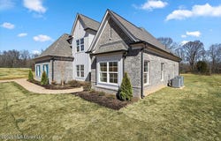 302 Wells Drive, Hernando, MS 38632