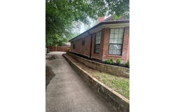 713 Ashley Drive, Hurst, TX 76054