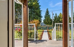 33979 MOUNT PLEASANT Rd, Lebanon, OR 97355
