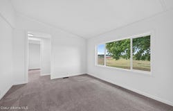 10215 E DAY MT SPOKANE Rd, Mead, WA 99021