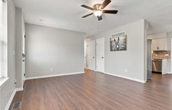 314 E 17th Street, Kearney, MO 64060