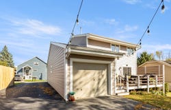 5614 E Peninsula Dr, Waterford, WI 53185