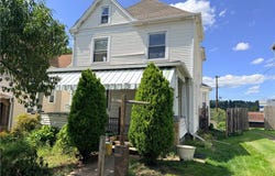 118 W Adams Ave, Vandergrift, PA 15690