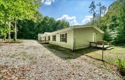 45 Butch Smith Ln., Byrdstown, TN 38549