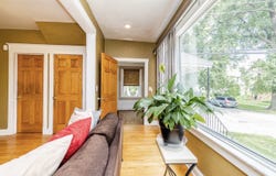 1910 Dewey Avenue, Evanston, IL 60201