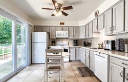 30 POPLAR Avenue, HAMMONTON, NJ 08037