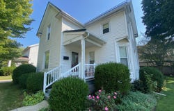 111 E 3rd Street, Auburn, IN 46706-1843