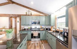 206 Hedden Rd, MURPHY, NC 28906