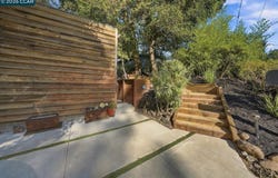 141 Fairlawn Dr, Berkeley, CA 94708