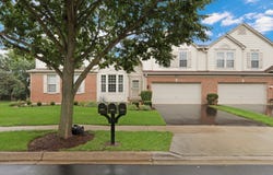 2835 Waterfront Avenue, Algonquin, IL 60102