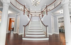 151 Palmer Circle, Vernon Hills, IL 60061