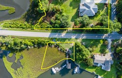 600 Cordgrass Road, Hampstead, NC 28443