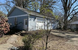 300 S 3rd Ave, Amory, MS 38821