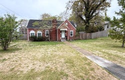 220 3rd SE Ave, Hamilton, AL 35570