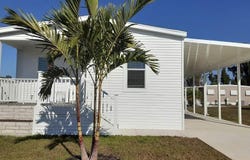 20 PEACH AVE, Bradenton, FL 34207