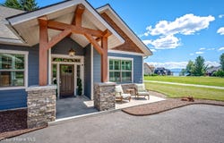 218 Crooked Ear Dr, Sandpoint, ID 83864