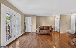 4049 CHETHAM Way, WOODBRIDGE, VA 22192