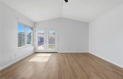 6811 Mangrum Circle, Las Vegas, NV 89103