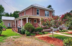 205 DINKEL AVE, BRIDGEWATER, VA 22812