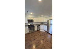 17335 W Maple Lane, Gurnee, IL 60031
