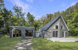 28 Stugger Road, Dover, VT 05356