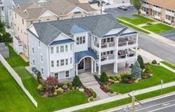 401 W BRIGANTINE Ave, Brigantine, NJ 08203-2545