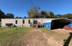 8694 County Road 3814, Athens, TX 75752