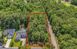 18 Monarch Ct., Pawleys Island, SC 29585