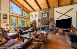 90 Club Road, Windham, NY 12496