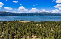 1497 Pine Ridge Dr, Cascade, ID 83611