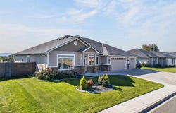 4502 Tamarisk Dr, Pasco, WA 99301