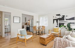 2207 Damuth St, Oakland, CA 94602