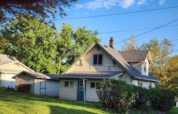 206 E 9th Street, Atlantic, IA 50022