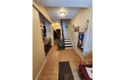 415 Linn St, Yankton, SD 57078